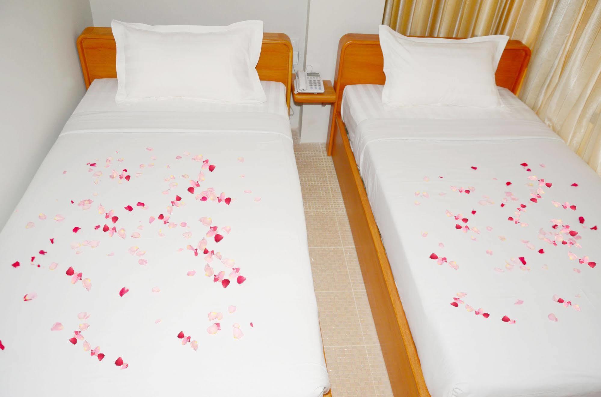 Hotel Yno 양곤 외부 사진
